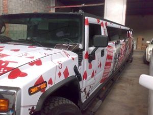 hummer blanca para publicidad